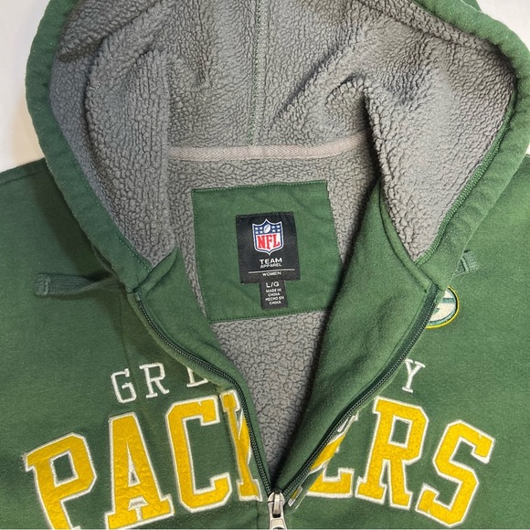Green Bay Packer Women's L Zip-Up Hoodie Fleece Apparel Green Logo w/ Pockets - Picture 3 of 7